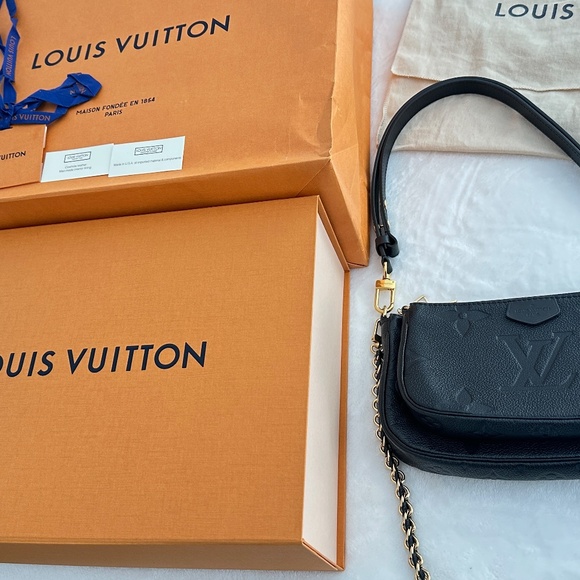 LOUIS VUITTON _ Multi Pochette Accessoires cross-body bag (LIKE NEW) - Picture 14 of 15